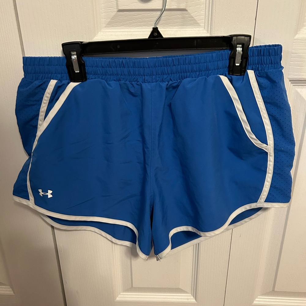 COPY - Under armour running shorts